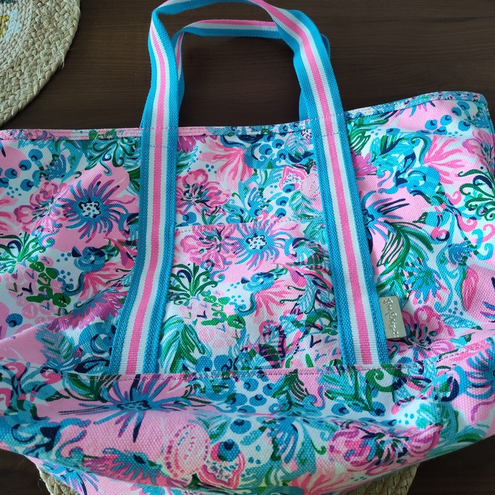 Lilly Pulitzer Canvas Tote Bag Pink Blue Floral Print Zip Top Beach Bag